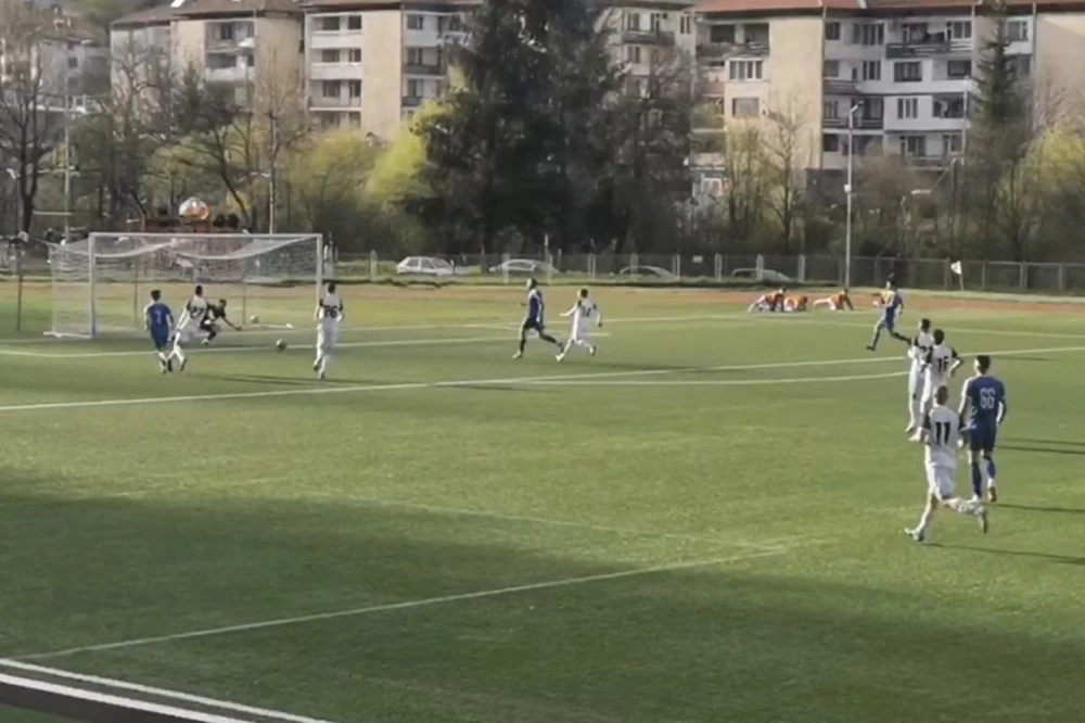 Спартак поведе с 2:0, но загуби от Родопа