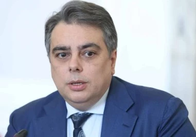 Асен Василев: Имаме уникален шанс днес да не трябва да ходим пак на протести