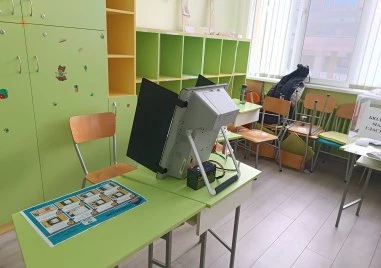 Две дефектирали машини в Пловдив, секциите минават изцяло на хартия