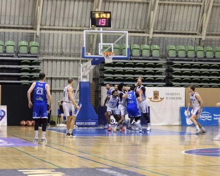 Академик загуби от шампиона в последния си мач в Пловдив през сезона