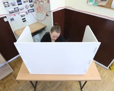 Дезинформация и емоции: Как протече предизборната битка