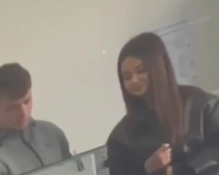 Момиче подсказва на момче на чужд език за коя партия да гласува в Кърджалийско: Ферди ще ни каже къде да натиснем