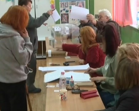 Председател на СИК в Кърджалийско не се появи, наложило се спешно преструктуриране