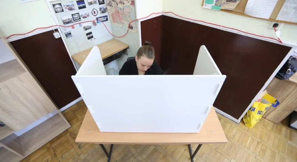 Дезинформация и емоции: Как протече предизборната битка