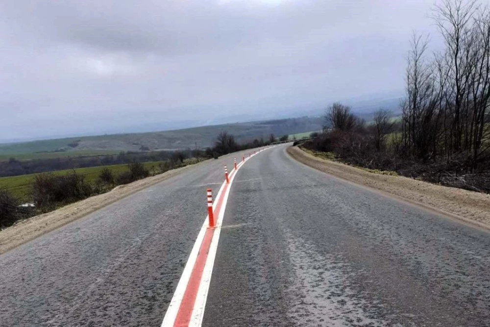 Кандидат-депутат е бил преследван, джип се е опитал да го изтласка от пътя