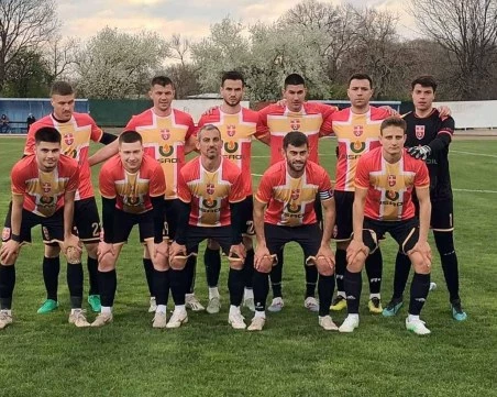 Футболист на Раковски със счупен нос в болница след мача с Асеновец