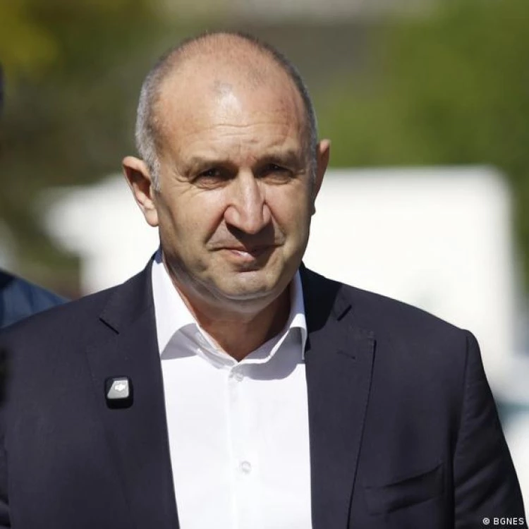 Чужди медии: Проруският експрезидент Радев е близо до голяма победа