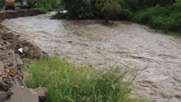 МОСВ с предупреждение: Очакват се повишения на речните нива през следващите два дни