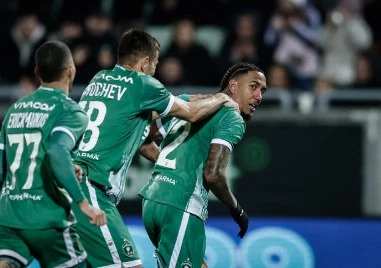 ФИФА спря трансферите на бразилски гранд заради дълг към Лудогорец