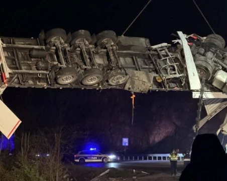 61-годишен турски шофьор е загиналият в катастрофата на Хаинбоаз