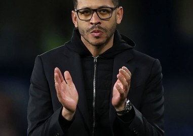 Официално: Челси уволни Лиъм Росиниър