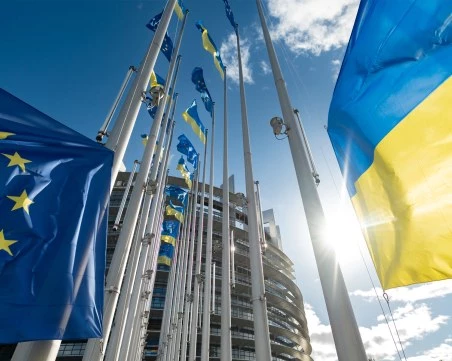 ЕС даде предварително одобрение за деблокиране на заема от 90 млрд. евро за Украйна