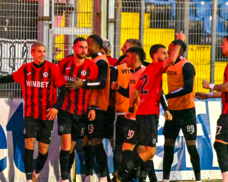 Локомотив разгроми Арда с 4:0 и финалът изглежда сигурен