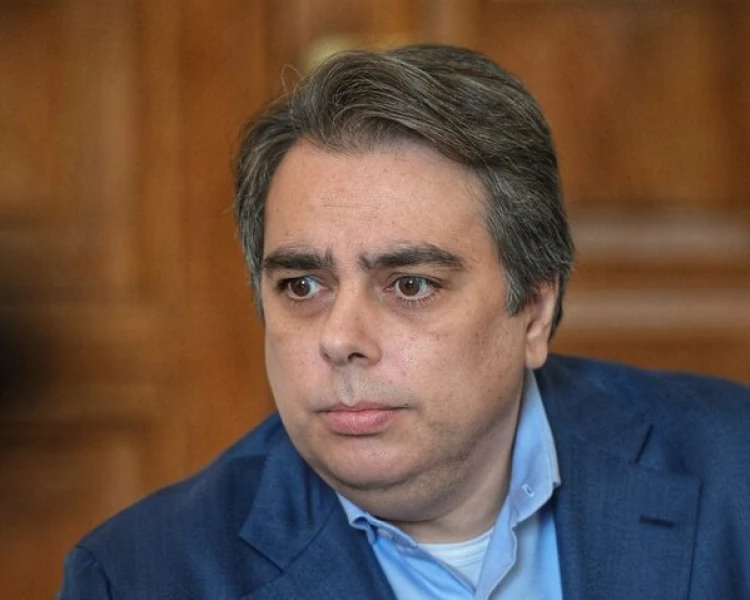 Асен Василев би отстъпил за Манол Пейков: Ако ДБ настоява, ще стана депутат от Хасково