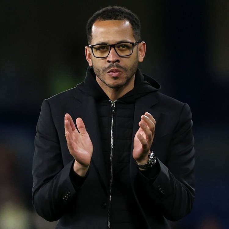 Официално: Челси уволни Лиъм Росиниър