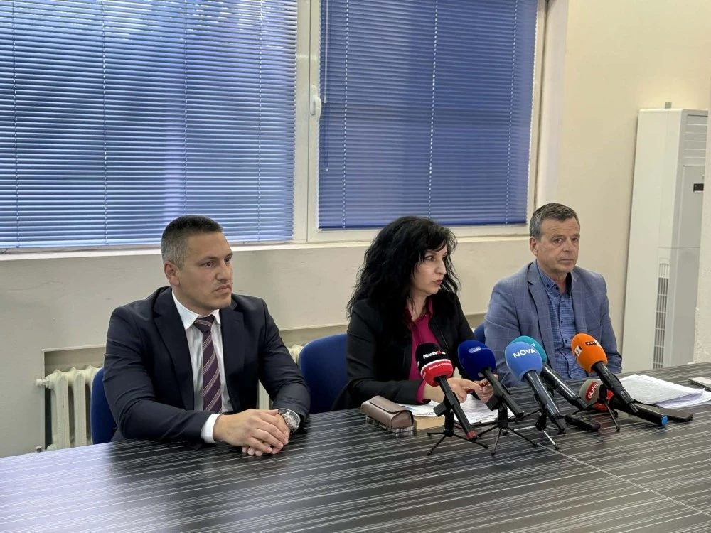 Повече от седмица Мартин Родов живял с трупа на баща си в Тракия