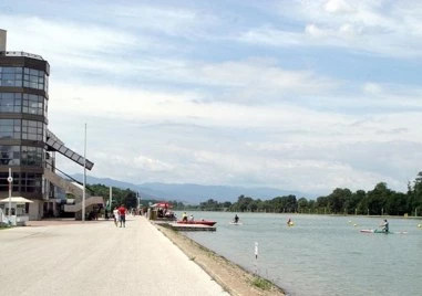 „3, 2, 1… Старт – крос със спортна и благотворителна мисия на Гребната