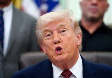 Тръмп: САЩ ще атакуват всяка лодка, поставяща мини в Ормузкия проток