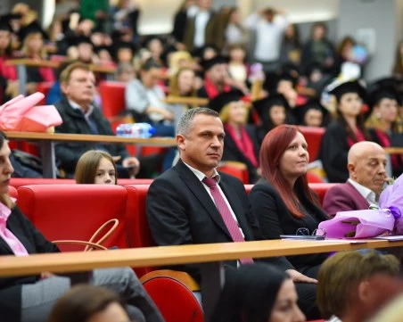 Иван Стоянов - гост на тържествената промоция на дипломантите от Факултета по обществено здраве