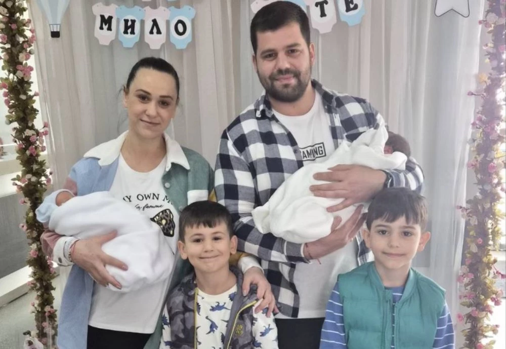 Близнаци – момче и момиче, проплакаха в болница „Селена