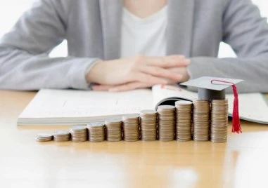 Над 1600 отличници в Пловдивския университет остават без стипендии заради недостиг на средства