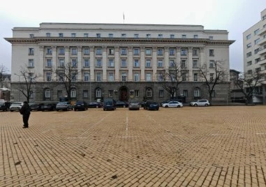 Радев ще е депутат от 25 МИР-София, Борисов - от Пловдив, Пеевски от Кърджали