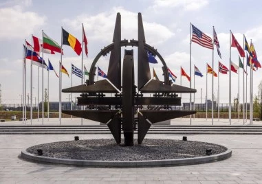 В Пентагона обмисляли временно изключване на Испания от НАТО