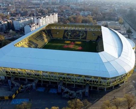 Ботев и Локо с общо искане към кмета – да вземат безвъзмездно стадионите за 20 години!