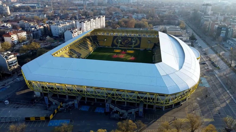 Ботев и Локо с общо искане към кмета – да вземат безвъзмездно стадионите за 20 години!