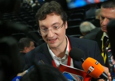 Националният съвет на БСП се събира извънредно днес, Крум Зарков ще поиска вот на доверие