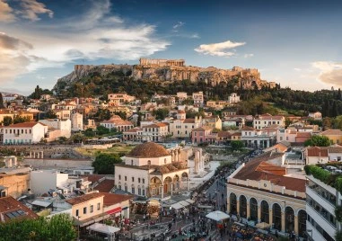 Популярен туристически град може да забрани строителството на нови хотели