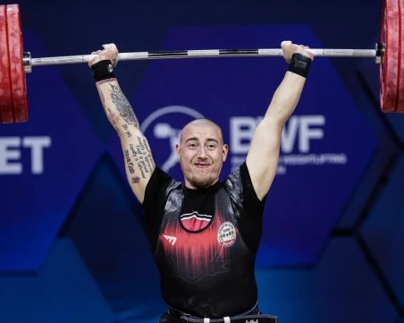 България завърши с бронз Европейското по щанги