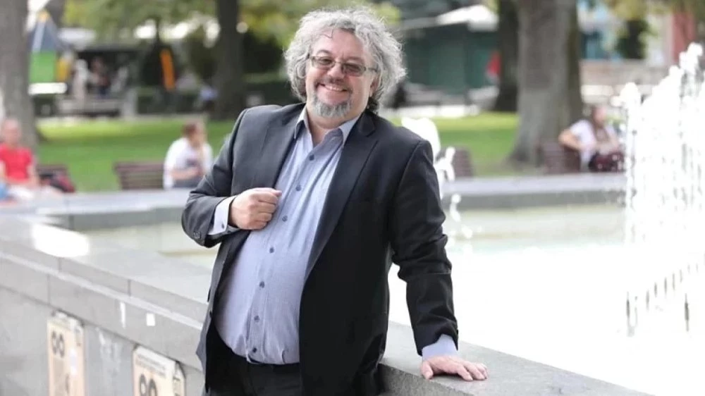 Манол Пейков: Където и да се озова, ще продължа да руша стени. И да строя мостове