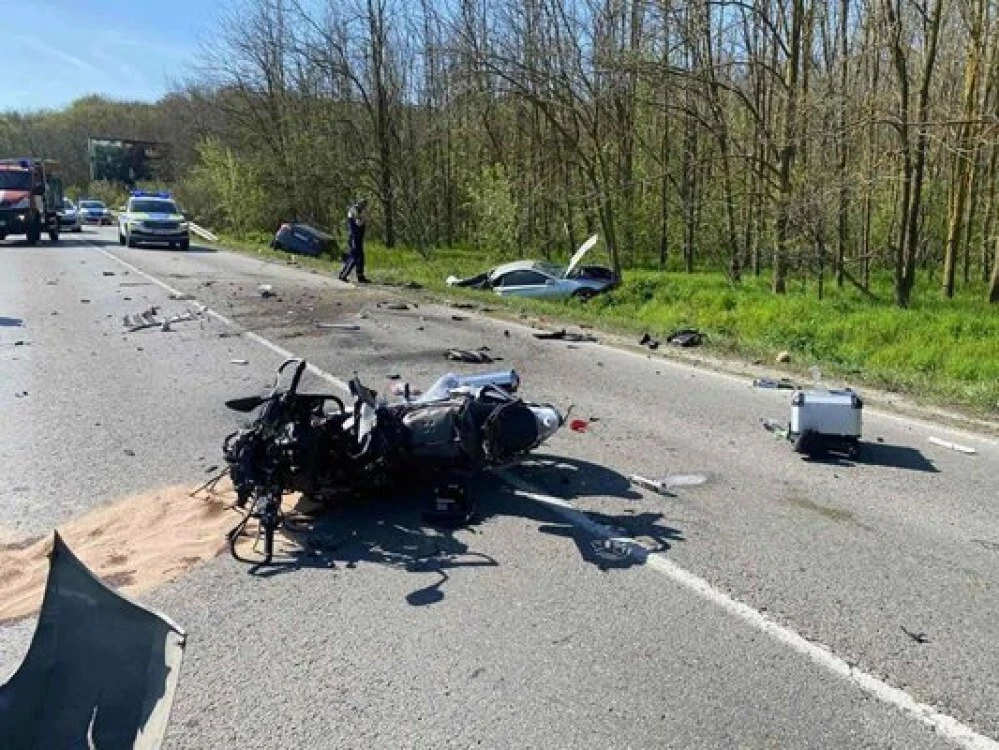 Моторист от Румъния е загинал, а други петима са ранени при катастрофата на пътя Русе - Разград