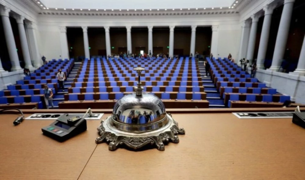 Очаква се президентът да свика първото заседание на 52-рото НС в четвъртък