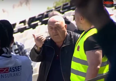 Венци Стефанов влезе в саморазправа с феновете след мощни викове „Оставка