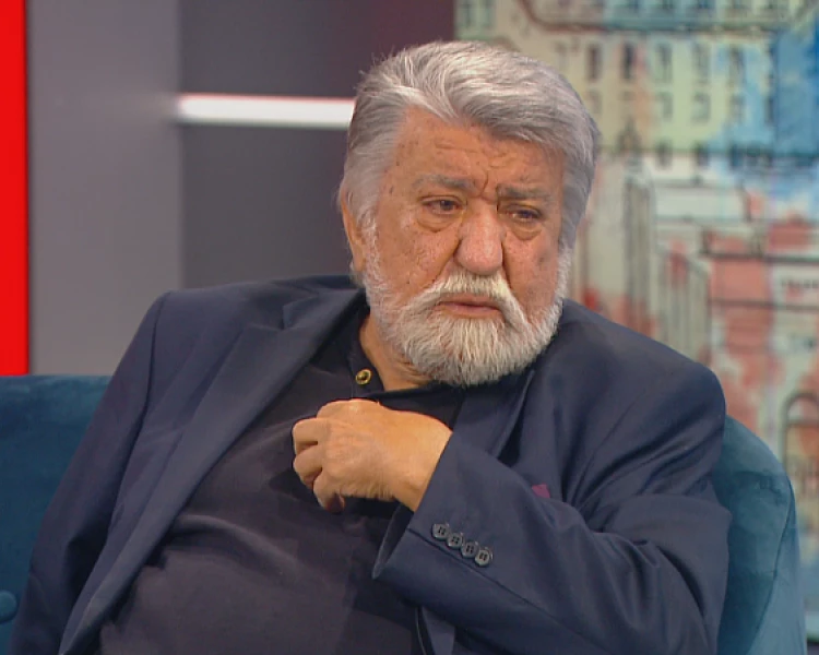 Рашидов: Някаква девойка – „нова звезда