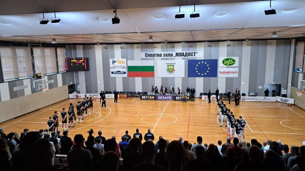 Баскетболният Локомотив завърши редовния сезон с победа