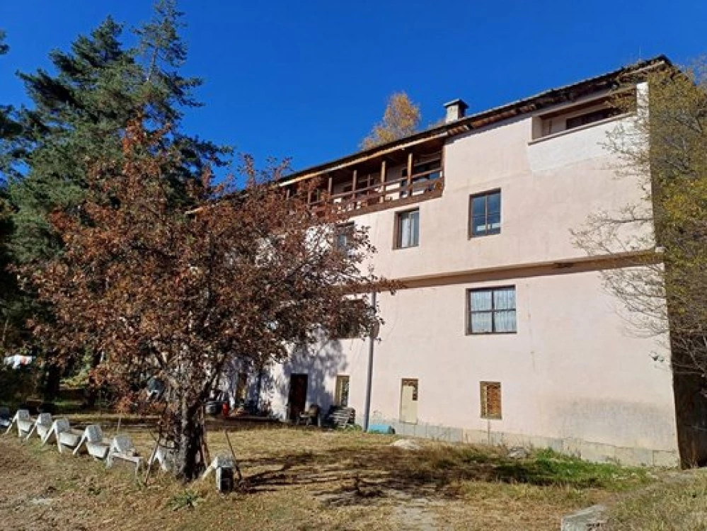 Откриха жената, избягала от дом за психично болни в Гълъбово