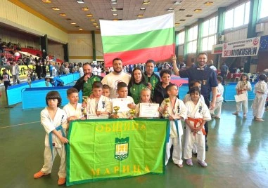 Девет медала и четирима шампиони за СКК „Феникс от държавното първенство в Ловеч