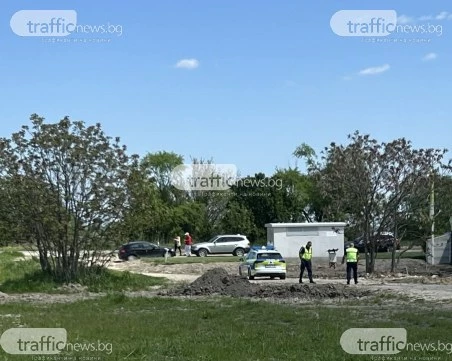 Автомобил се озова в канавка на Ягодовско шосе. Полицията: Има леко пострадал