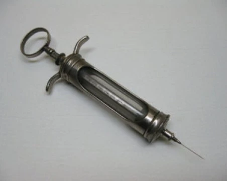 На този ден: Започва ваксинацията срещу жълта треска