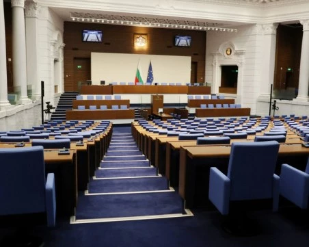 ПП-ДБ заговориха за възможна раздяла на две групи в Народното събрание