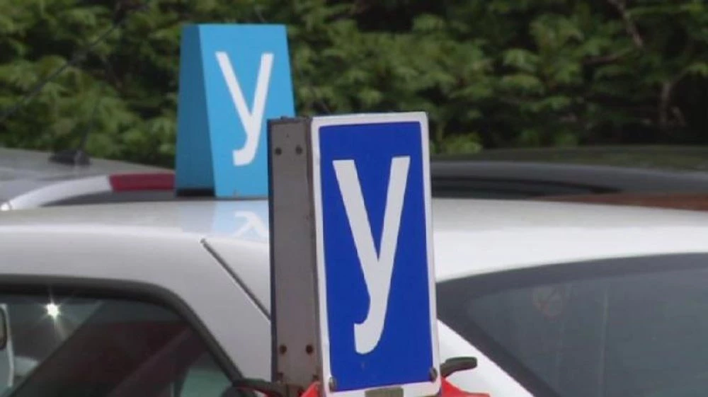 Шофьори с отнети книжки за алкохол и наркотици ще полагат нов изпит