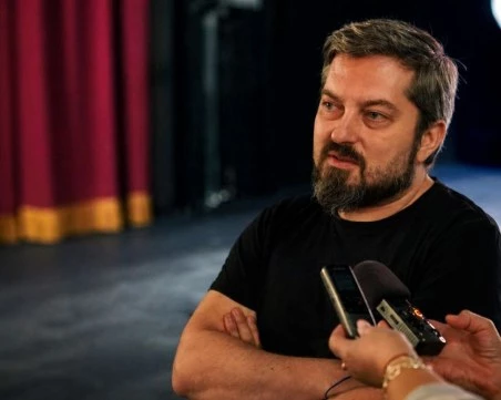 Кукленият театър провокира: Зрителят определя цената на билета