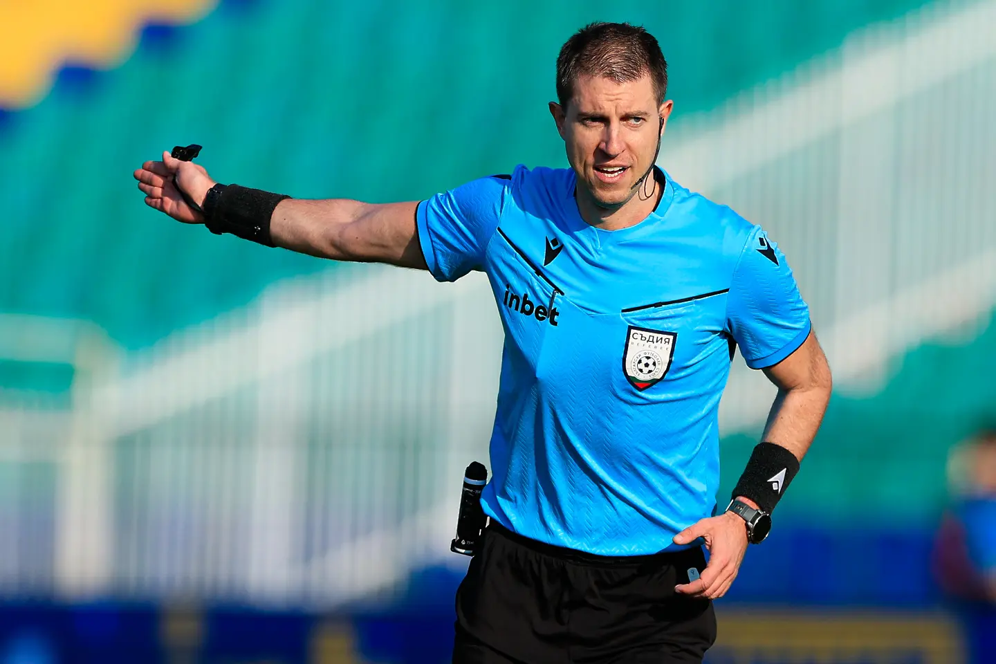 Смениха съдията на мача ЦСКА - Лудогорец