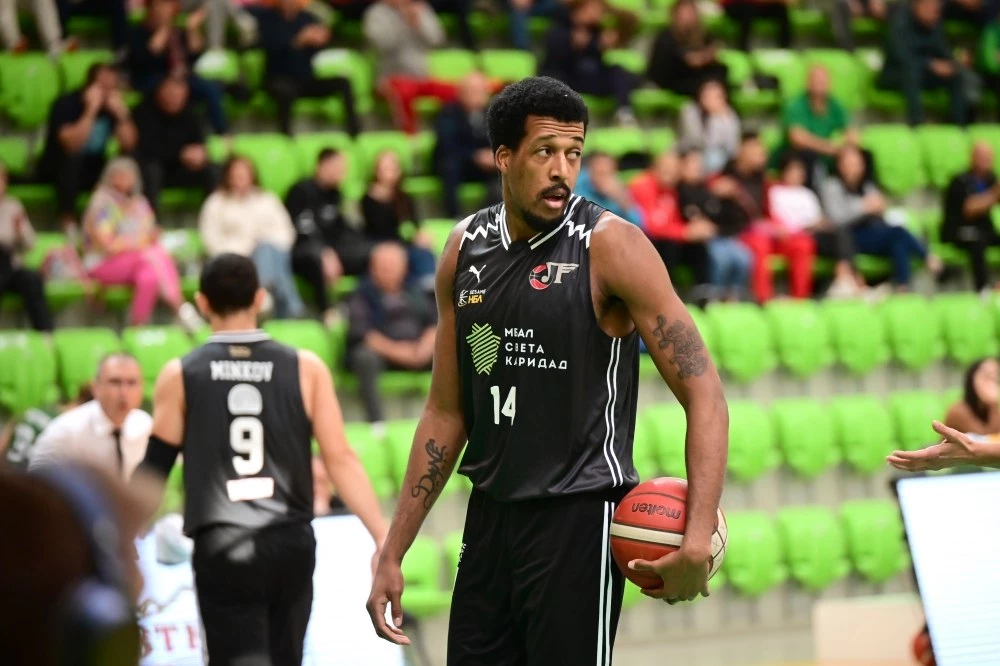 Баскетболист на Локо стана MVP на редовния сезон