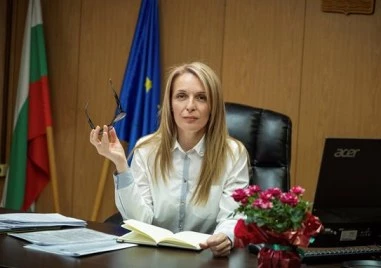 Кметът на Пловдив отне правомощията за строителство на кмета на район „Северен Венцислава Любенова