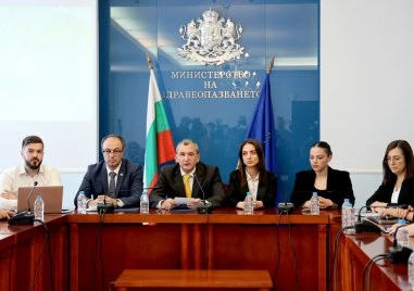 Местата за специализация по медицина влизат в централизиран електронен портал