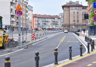 Официално: Отвориха източното локално платно на бул. „Васил Априлов